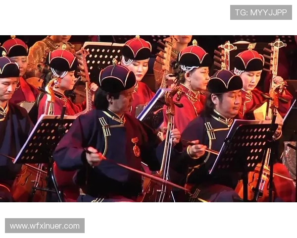 可兰白克的传奇人生与音乐之路：从草原到世界舞台的华丽转身